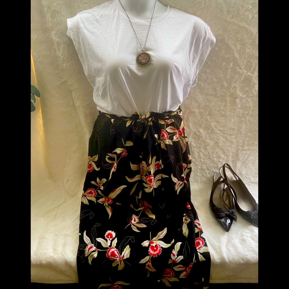 Cathy Lee Maxi skirt flower print L